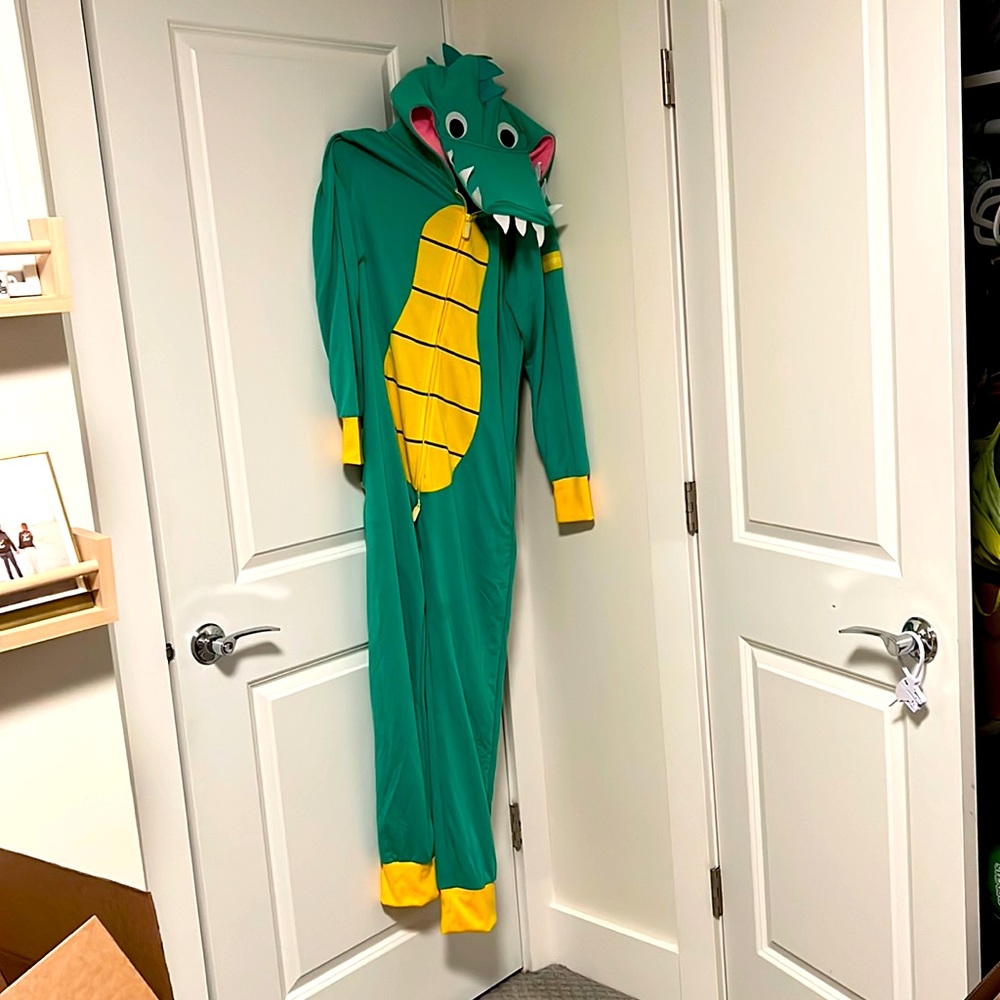 Tipsy Elves Adult Small Sm Alligator Halloween Costume Size S in GREAT CONDITION